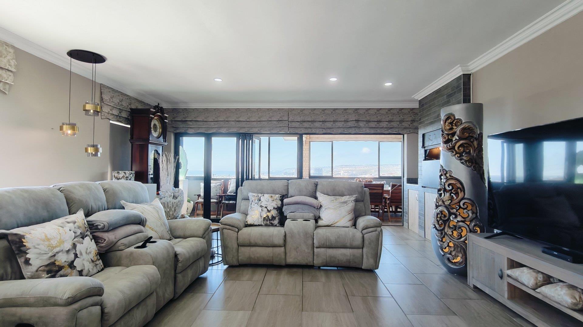 5 Bedroom Property for Sale in Island View Western Cape